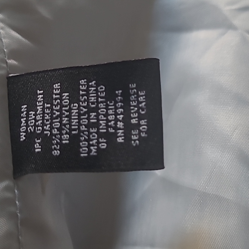 Woman Jacket - Picture 6 of 7